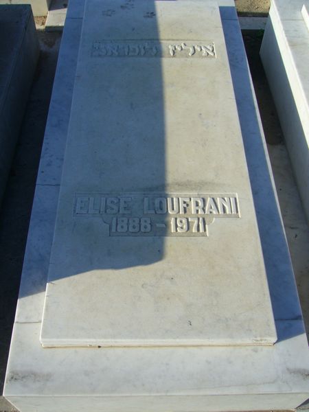 מַצֵּבה פון LOUFRANI Elise