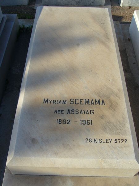 מַצֵּבה פון SCEMANA Myriam