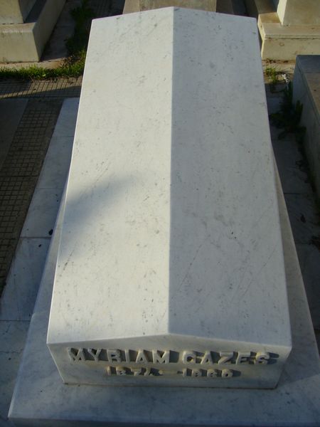 Tombstone of GAZES Myriam
