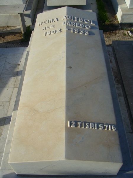 Tombstone of ABITBOL Reina