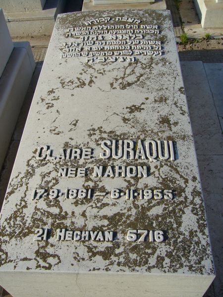 מַצֵּבה פון SURAOUI Claire