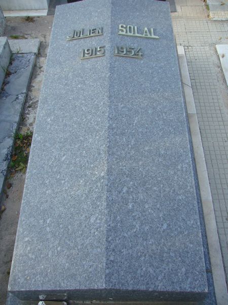 מצבת SOLAL Julien