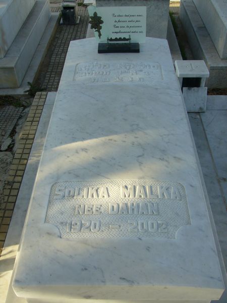 MALKA Solika 的墓碑