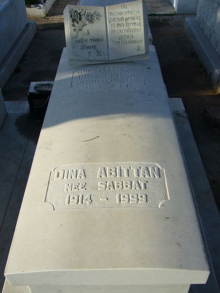 מַצֵּבה פון ABITTAN Dina
