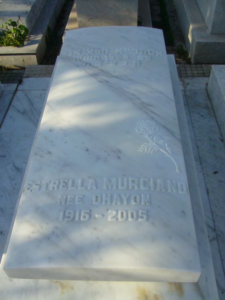 Grafsteen van MURCIANO Estrella