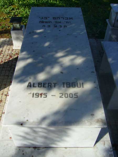 Tombstone of IBGUI Albert