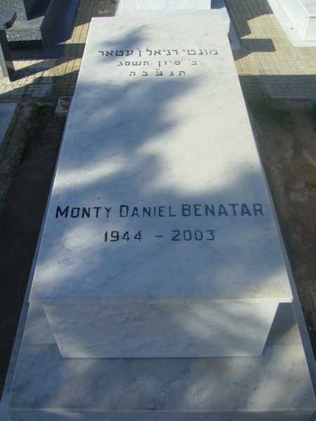 Estela de BENATAR Monty Daniel
