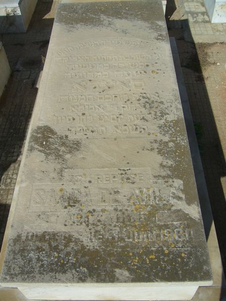 Grafsteen van DE AVILA Saada