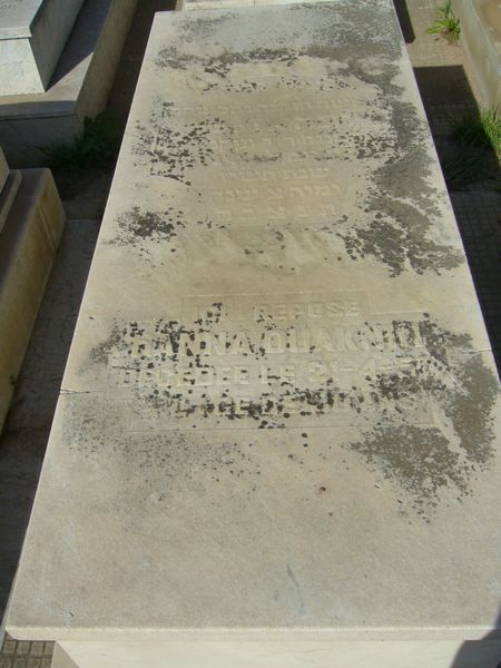 Stèle de OUAKNINE Hanna