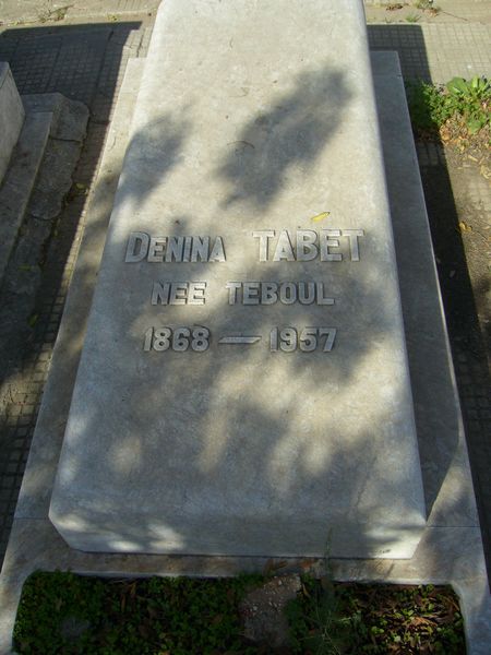 Надгробие TABET Denina