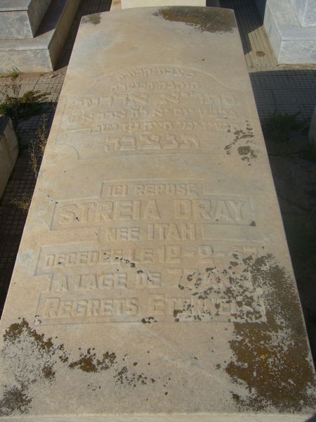 Grafsteen van DRAY Streia