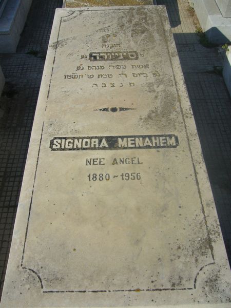 Tombstone of MENAHEM Signora
