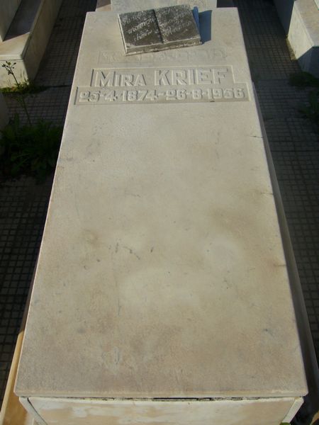 KRIEF Mira 的墓碑