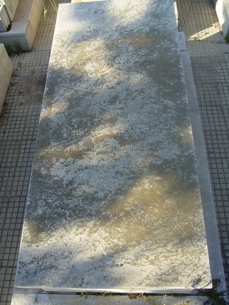Grafsteen van ASSARAF