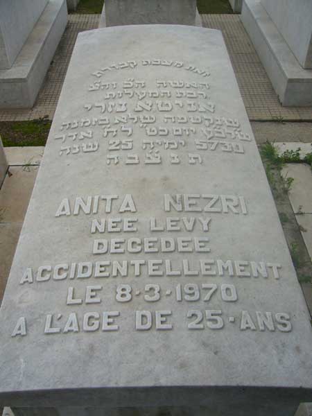 Tombstone of NEZRI Anita