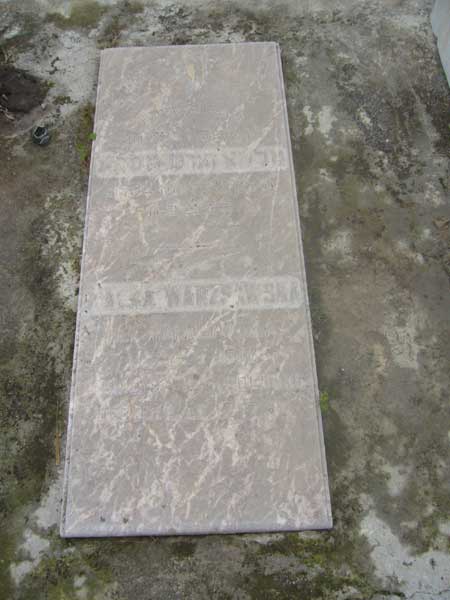 Stèle de WARZSAWSKA Alia