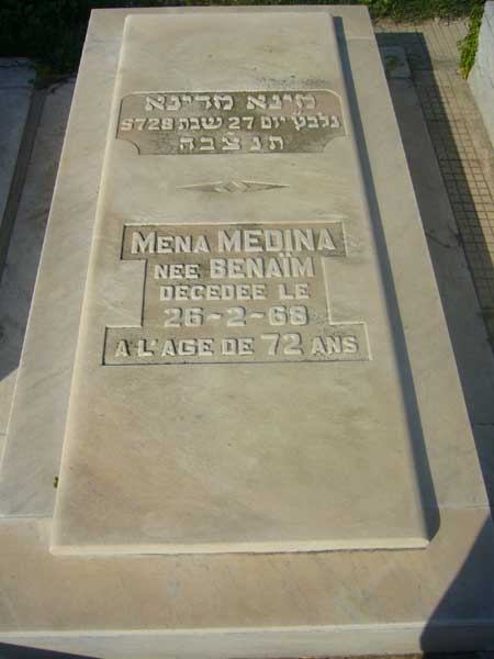 Lápide de MEDINA Mena