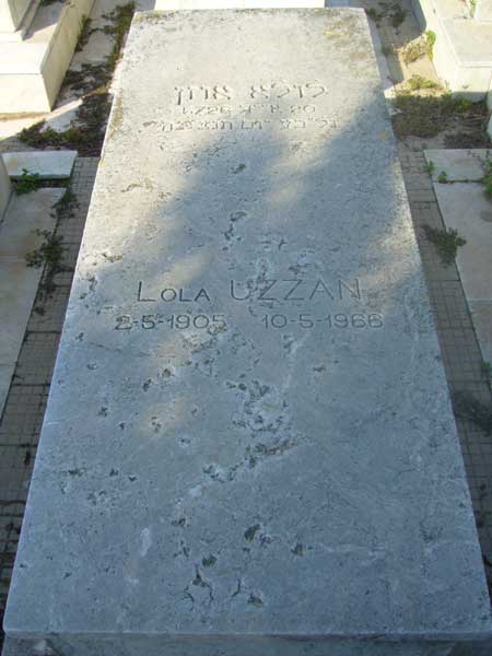 Stèle de UZZAN Lola