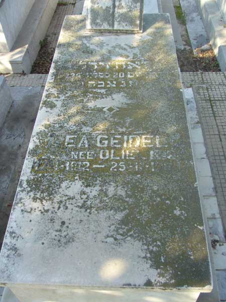Tombstone of GEIDEL Léa