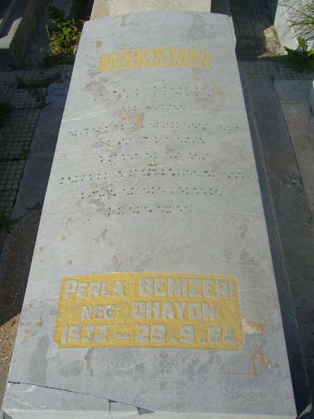 BENIZERI Perla 的墓碑