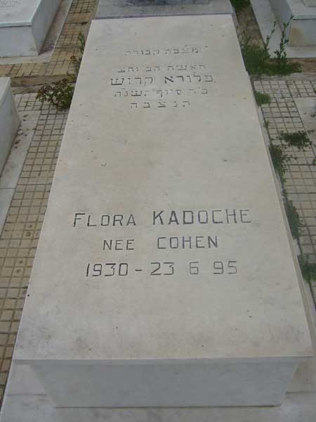 KADOCHE Flora fejfája