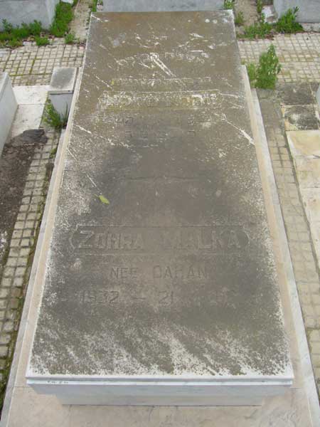 Tombstone of MALKA Zohra