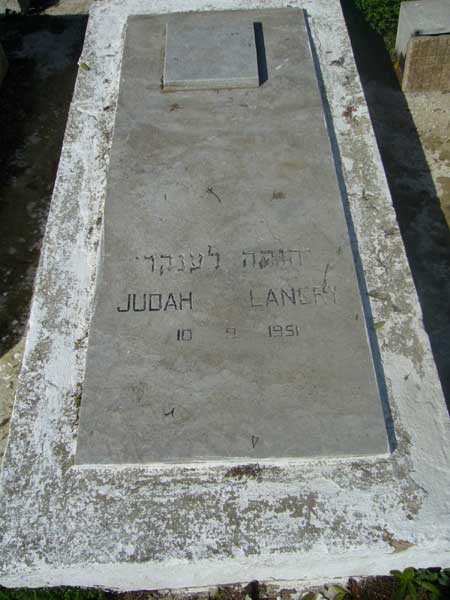 מַצֵּבה פון LANCRY Judah