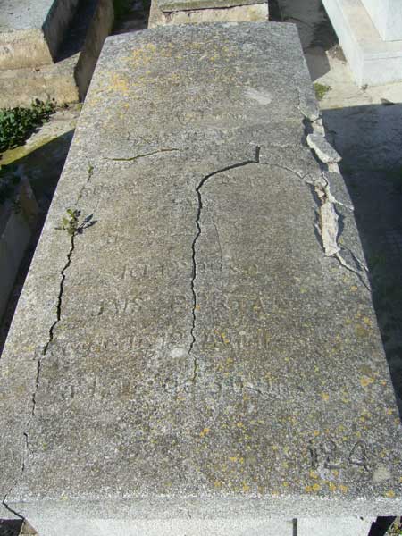 Grabstein von PORTAL Jais