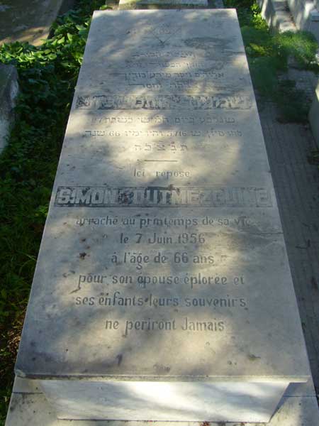 Stèle de OUTMEZGUINE Simon