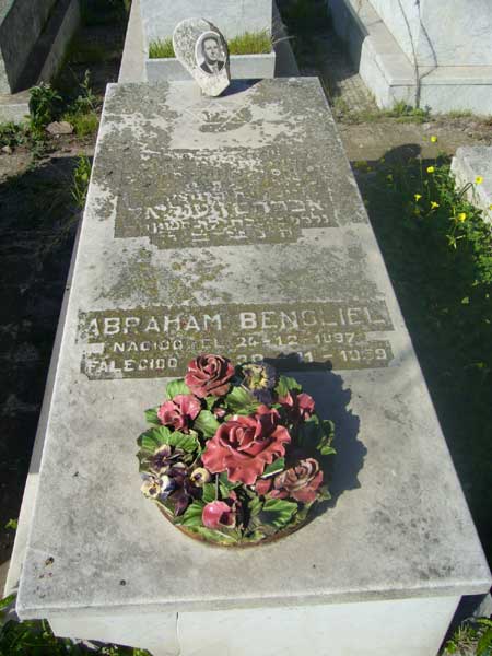 BENOLIEL Abraham 的墓碑