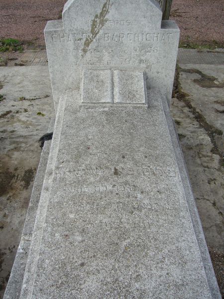 BARCHICHAT Chalom का स्मारक