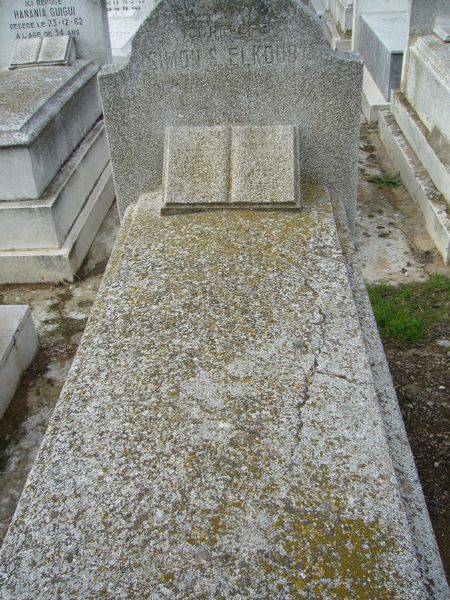 Grafsteen van ELKOUNI Smon S.