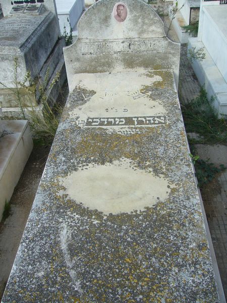 شاهدة قبر ZELLER Arthur Max