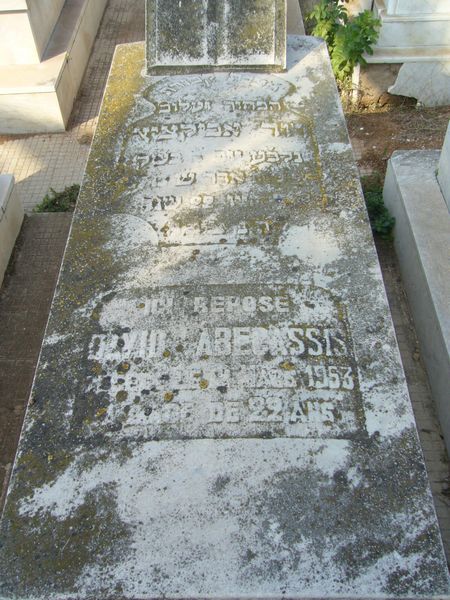 Grafsteen van ABECASSIS David