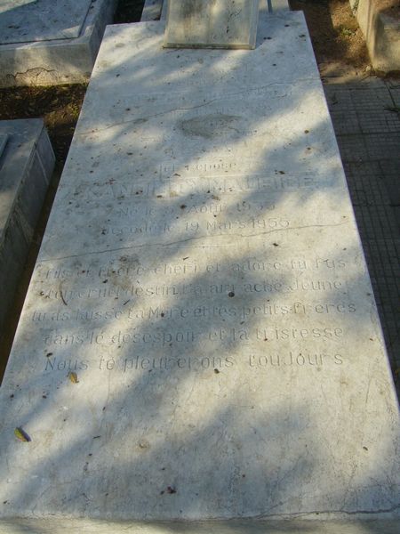 KANDIOT Maurice fejfája