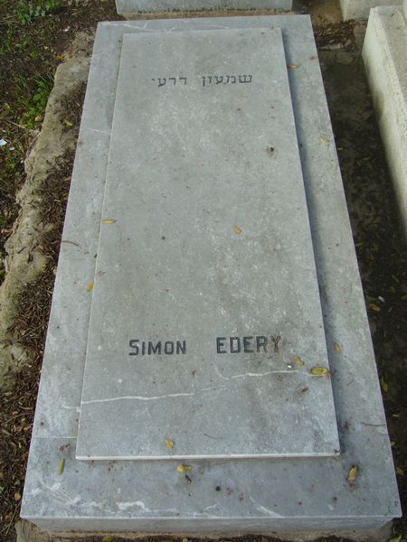 Estela de EDERY Simon