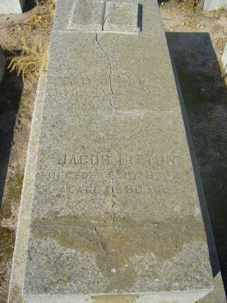 מצבת BITTON Jacob