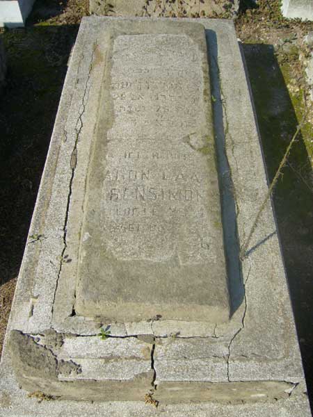 Estela de BENSIMON