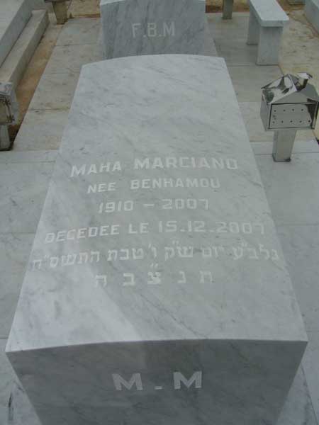 MARCIANO Maha 的墓碑