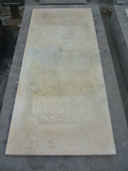 Stèle de HIMY Rebecca