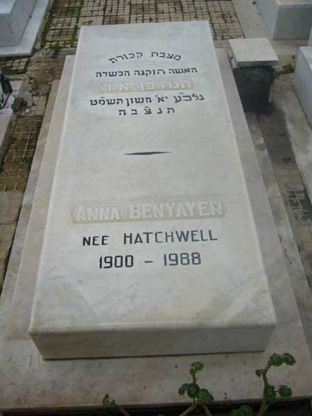 Lápide de BENYAYER Anna