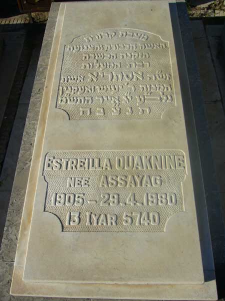 Tombstone of OUAKNINE Estreilla