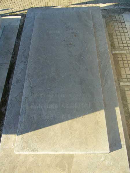 Tombstone of ASSERAF Fortune