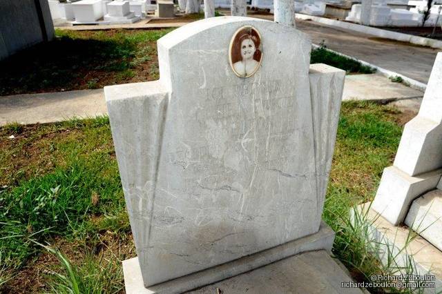 Stèle de Cohen Bitton Renee