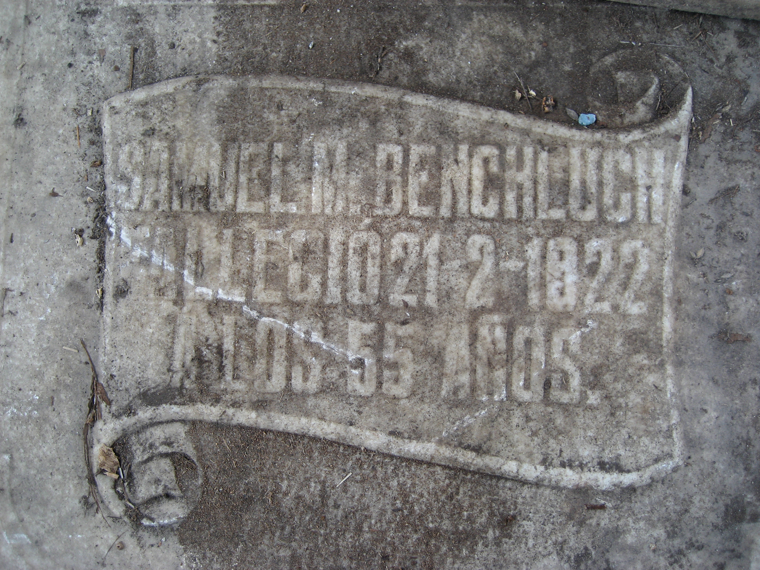 Lápide de Benchluch Samuel M.