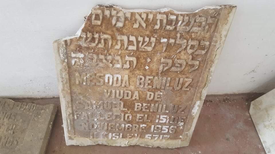 Stèle de Beniluz Mesoda