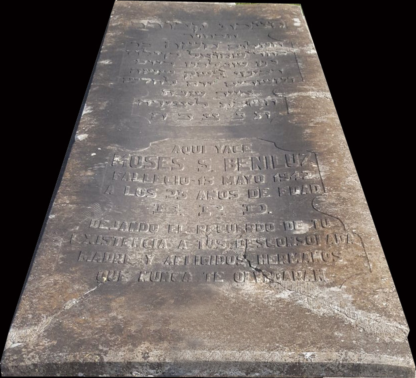 Stèle de Beniluz Moses S.