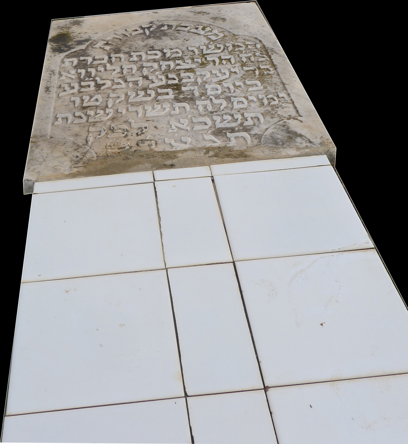 Grafsteen van Haligua Isaac
