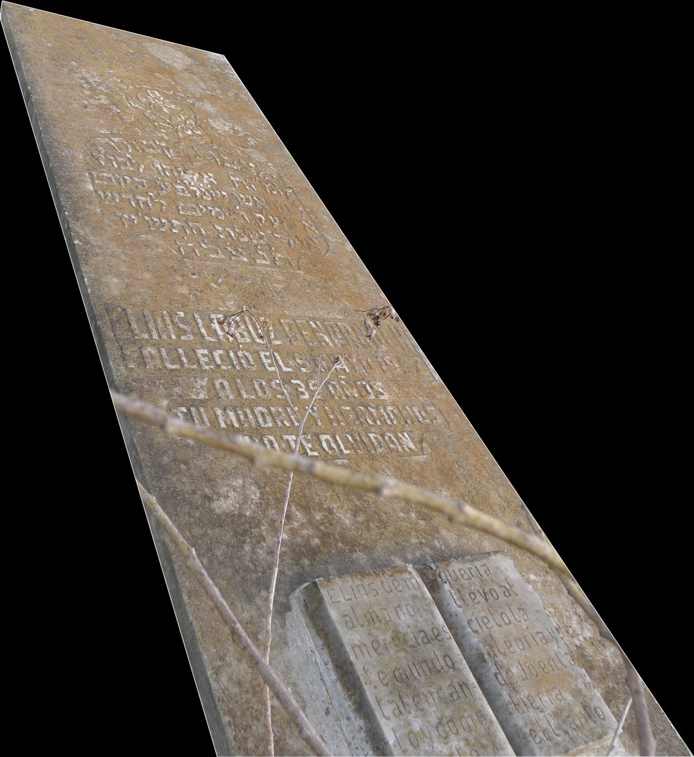 Tombstone of Labuz Benarroch Elias
