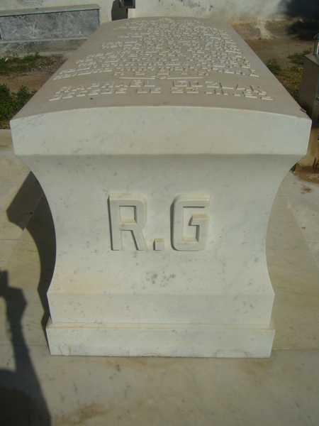 Grabstein von gozlan raphael